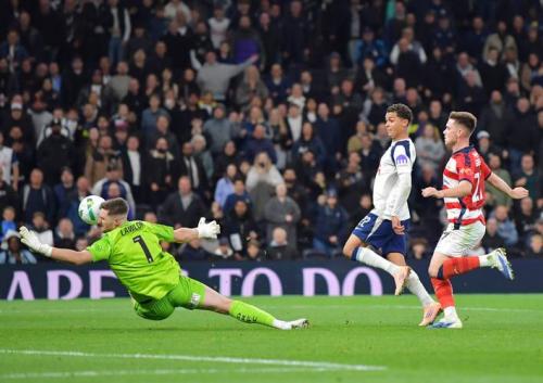 热刺将迎保级大战,莫忘巨无霸身份,球员别学欧文 热刺将迎保级大战,莫忘巨无霸身份,球员别学欧文