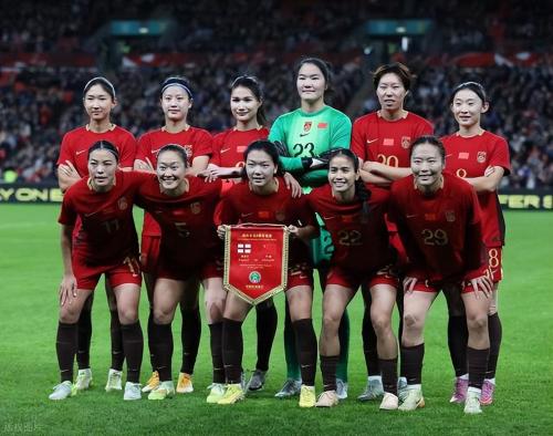 【早报】接班女足，“邵二期”国足悉尼开练！