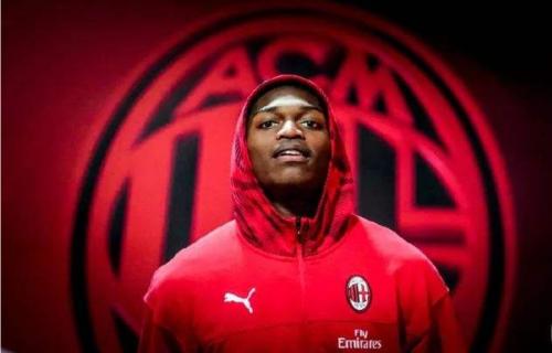 意大利生死战23人精简名单公布:斯卡马卡因伤落选