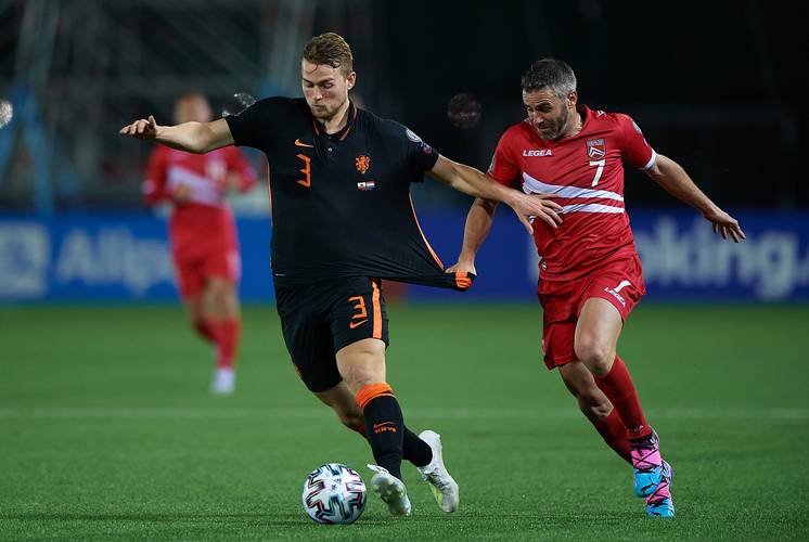 【友谊赛】本·怀特处子球+送点，英格兰1比1乌拉圭