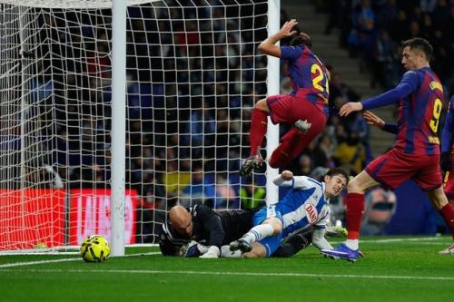 巴萨搭台西班牙队唱戏 世界杯头号热门实力藏不住