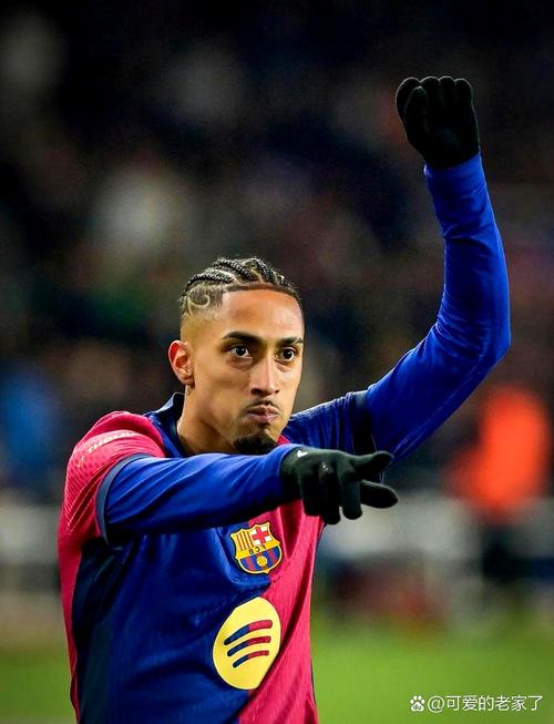 拉菲尼亚伤停5周，巴萨很生气，弗利克怒了