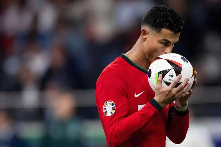 缺C罗 翻新阿兹特克球场揭幕战 葡萄牙闷平墨西哥